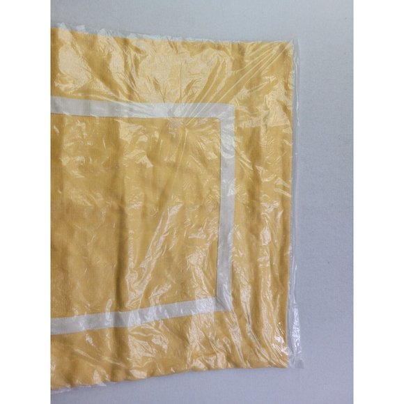 NEW - Pottery Barn 20x20" Yellow Textured Linen Farm Pillow Cover Classic Square - Picture 4 of 8